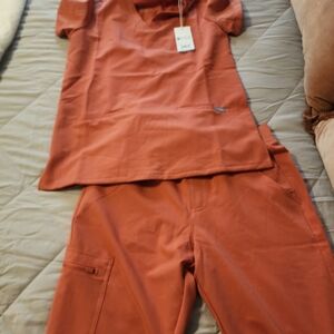 Figs Coral Scrub Top Small Pants /xs Shirt